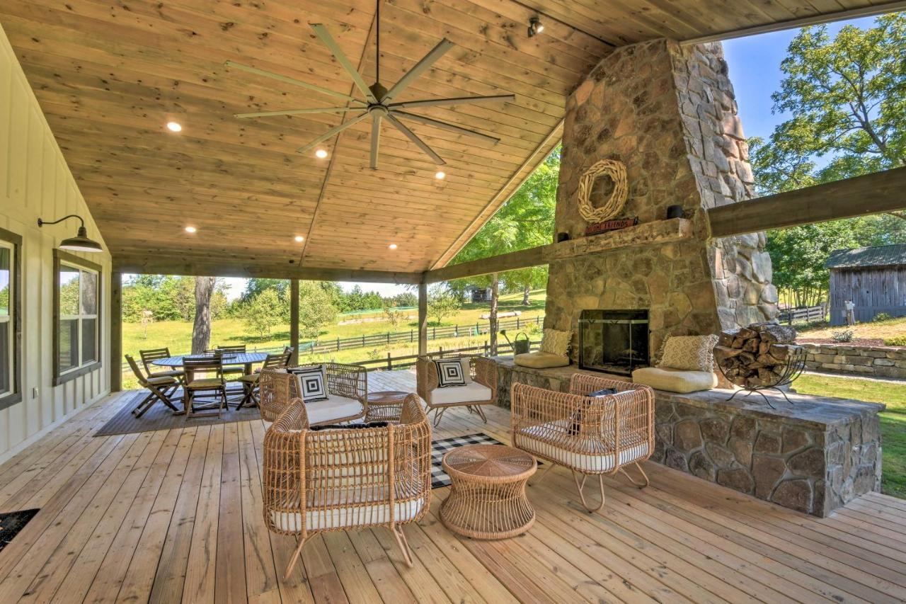 Blue Ridge Cottage Modern Solace In The Mountains エクステリア 写真