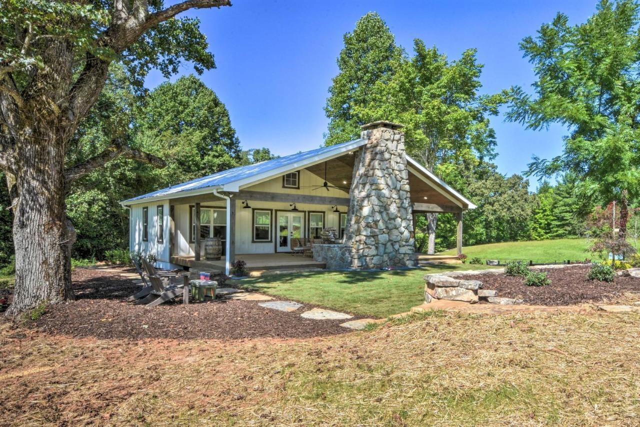 Blue Ridge Cottage Modern Solace In The Mountains エクステリア 写真